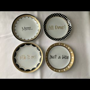 Set of 4 dessert plates